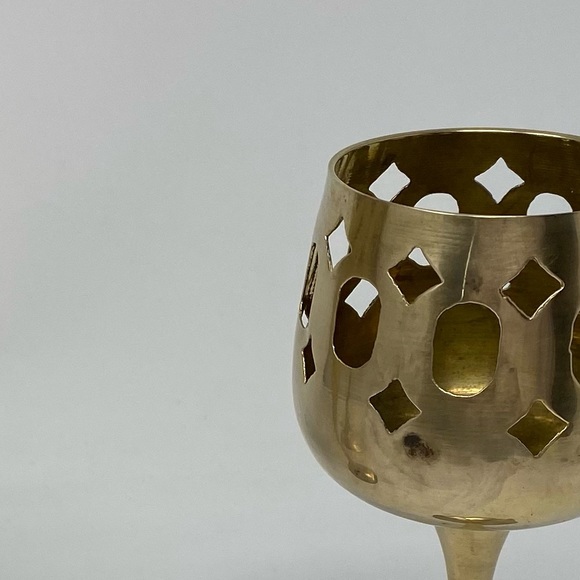 Set of 3 Vintage Mid Century Brass Cutout Footed Candle Holders - Picture 4 of 6